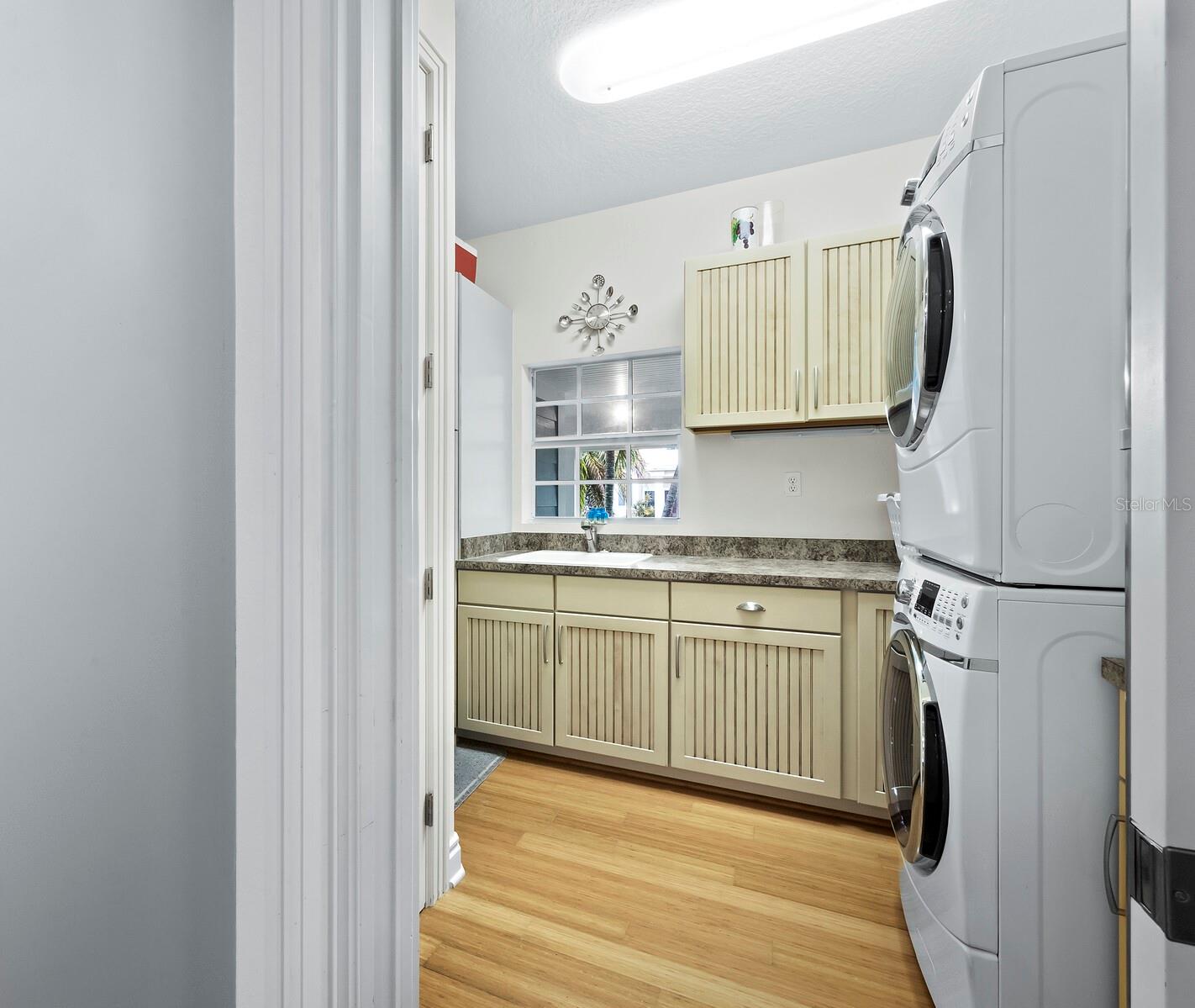 SLEEPY LAGOON PARK 2 - Residential