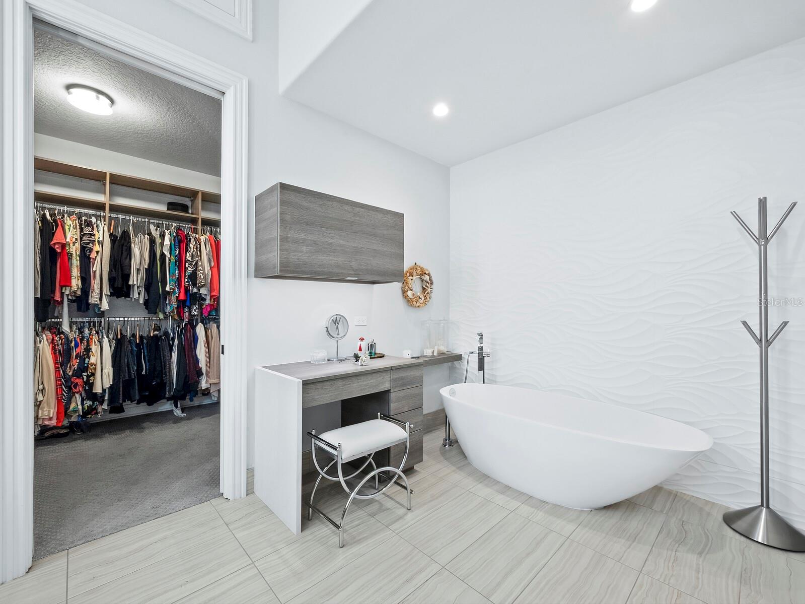 SLEEPY LAGOON PARK 2 - Residential