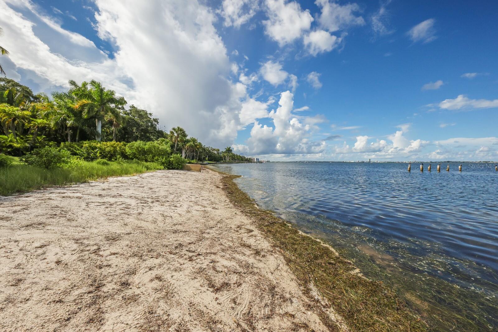 INDIAN BEACH MAP OF - Land