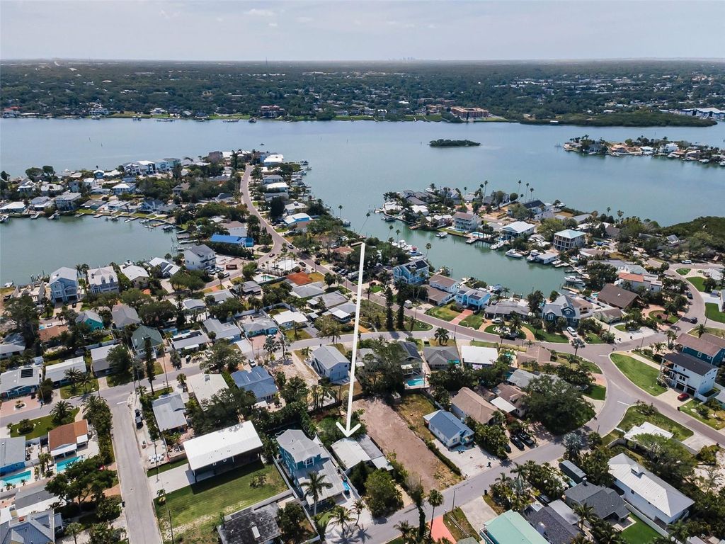 Photo of 1213 Bay Palm Boulevard, Indian Rocks Beach, FL 33785 (MLS # TB8507126)