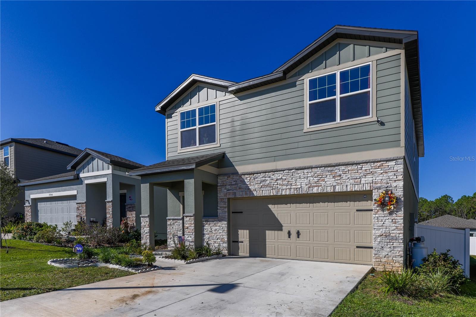 2240 HEMINGWAY CIRCLE