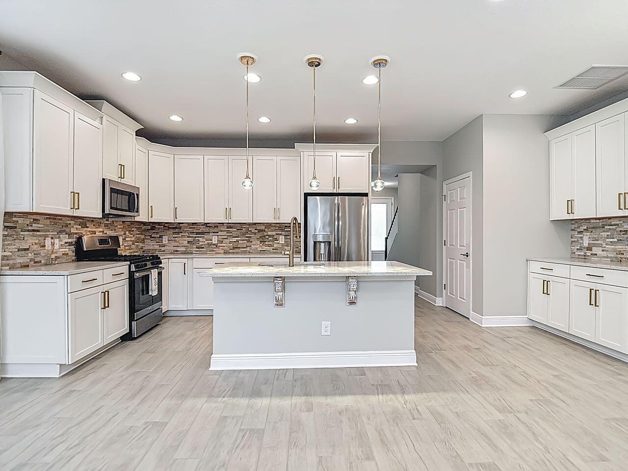 STARKEY RANCH VILLAGE 1 PH 3 - Residential