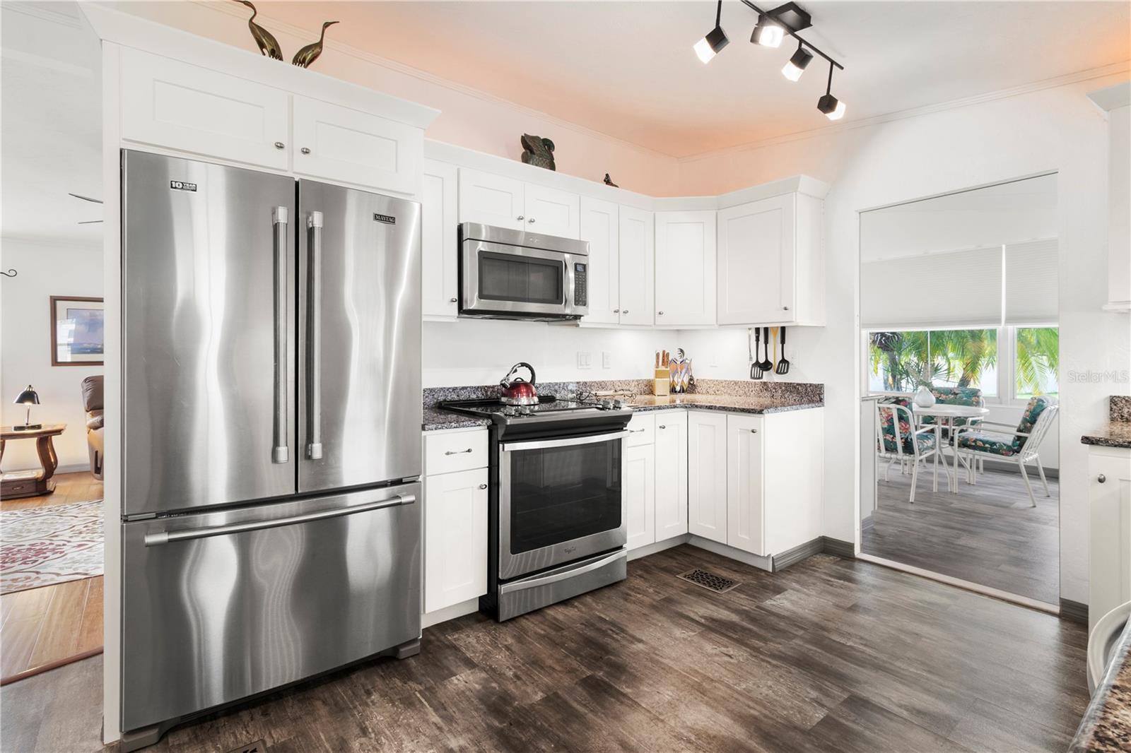 RIDGEWOOD MEADOWS PH II & III - Residential