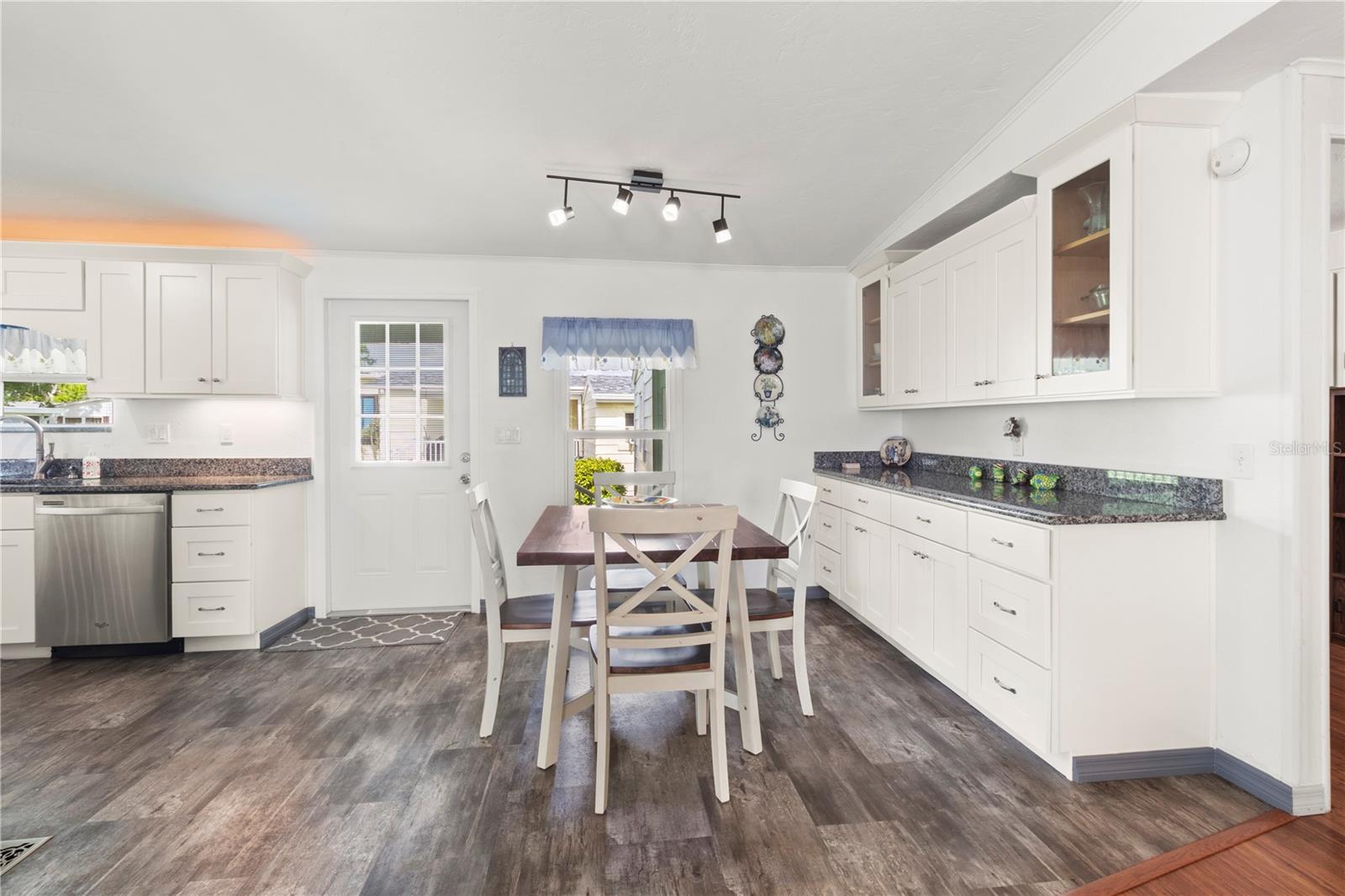 RIDGEWOOD MEADOWS PH II & III - Residential