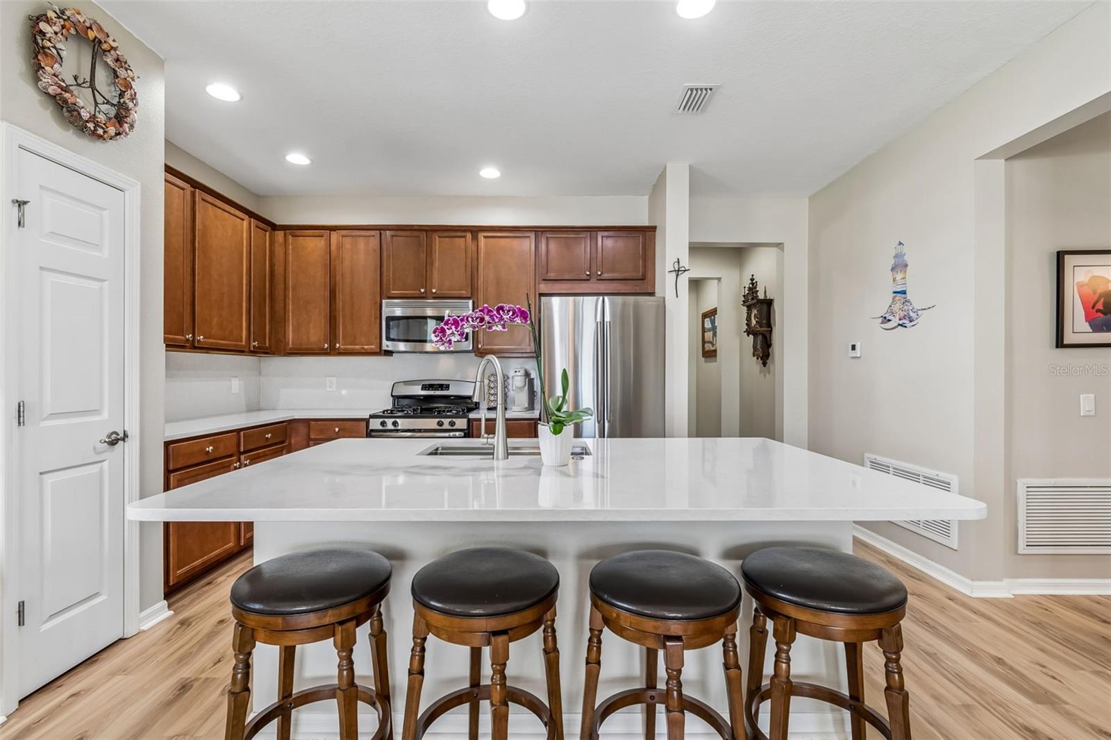 LAKESHORE RANCH PH I - Residential