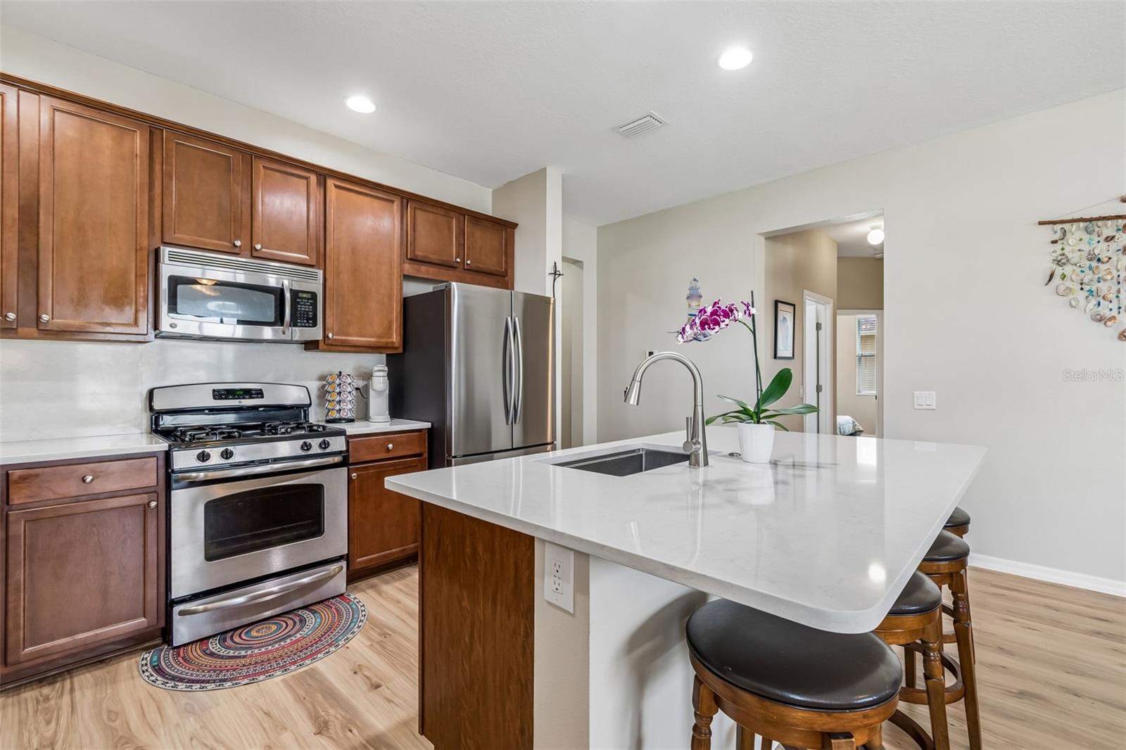 LAKESHORE RANCH PH I - Residential