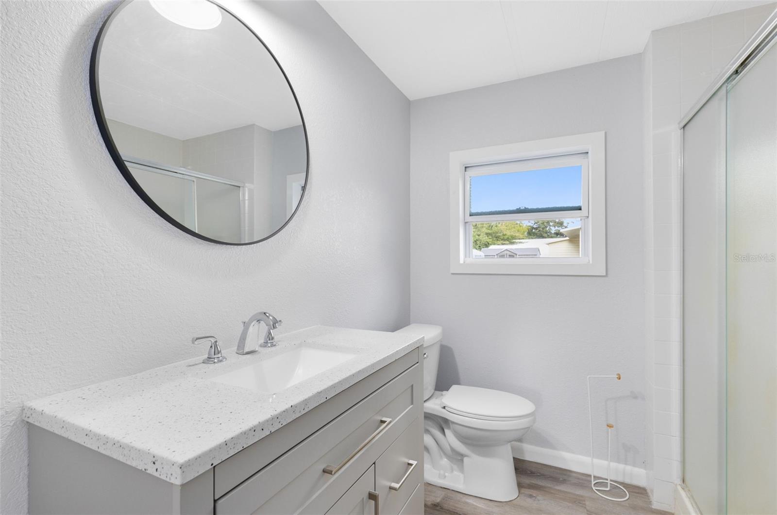 TWIN LAKES RANCHETTES - Residential