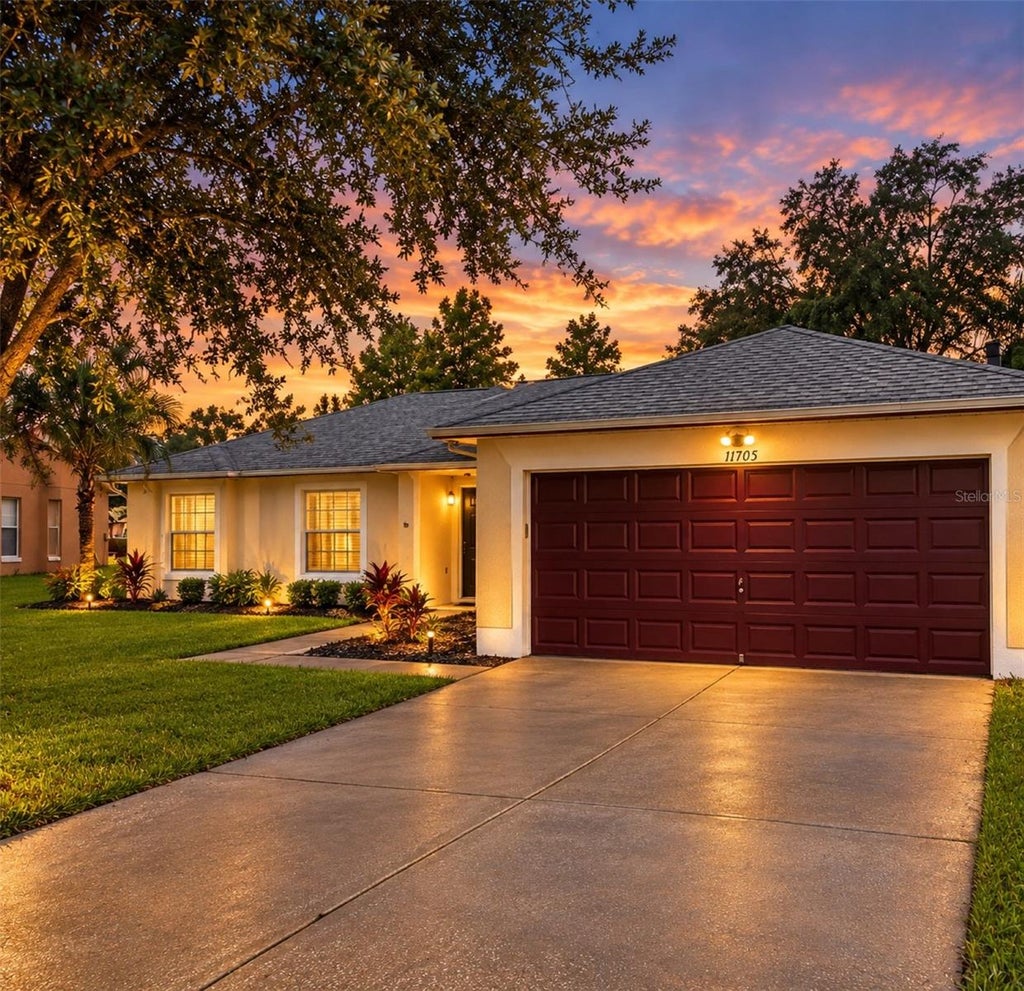 Photo of 11705 Chapelle Court, Clermont, FL 34711 (MLS # G5117478)