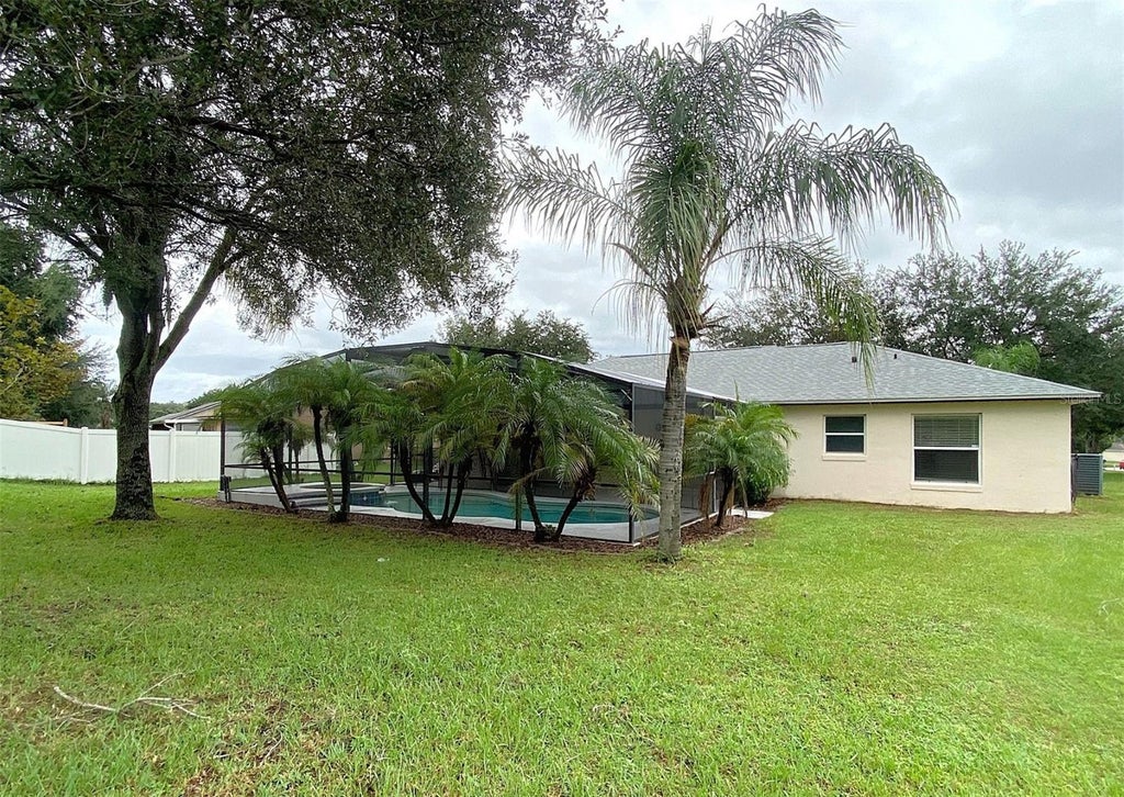 Photo of 11705 Chapelle Court, Clermont, FL 34711 (MLS # G5117478)