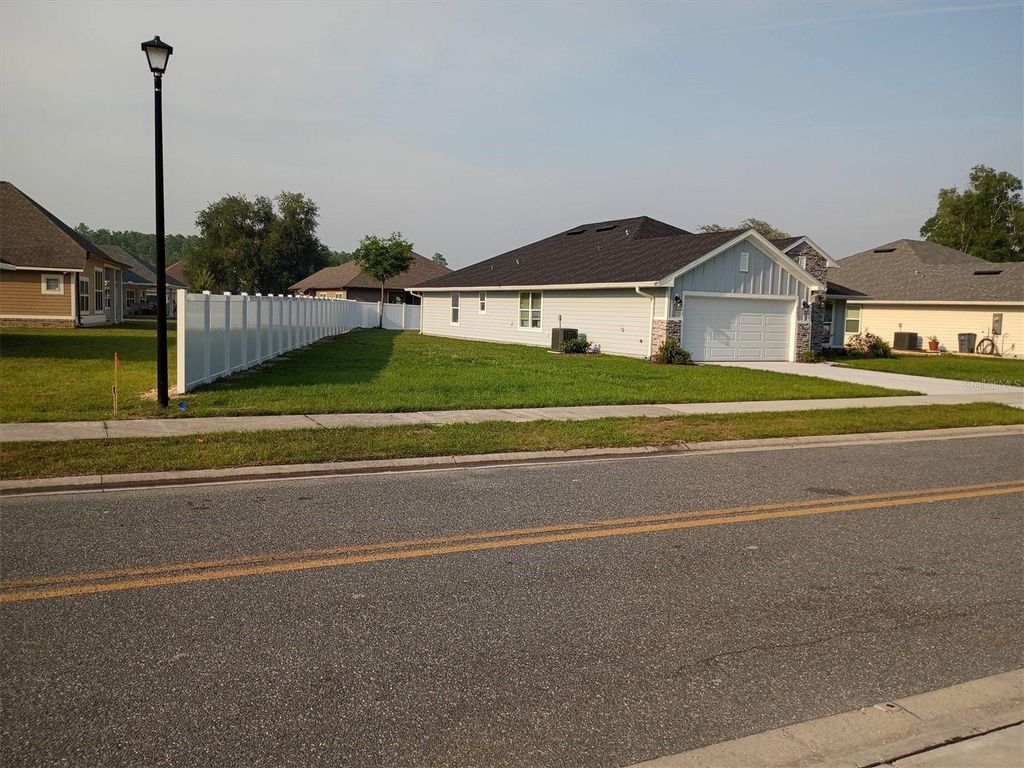Photo of 203 SW Silver Palm Drive, Lake City, FL 32024 (MLS # TB8506779)