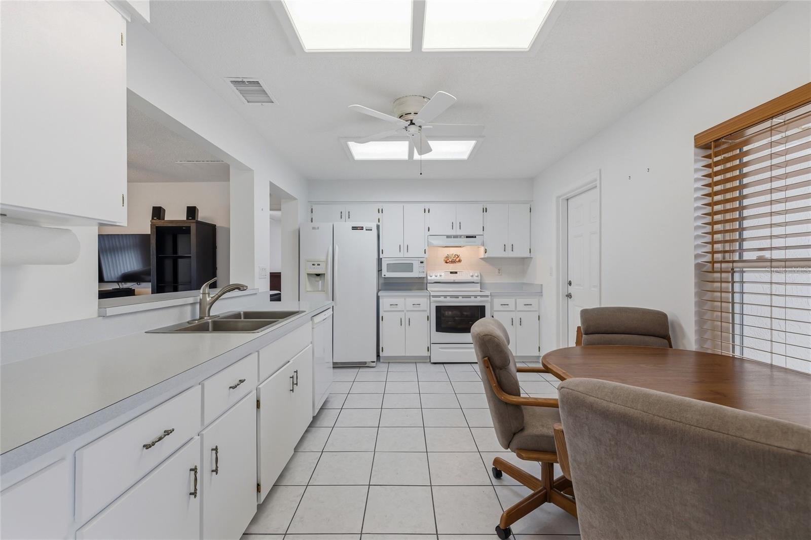 SPRING HILL UNIT 13 - Residential