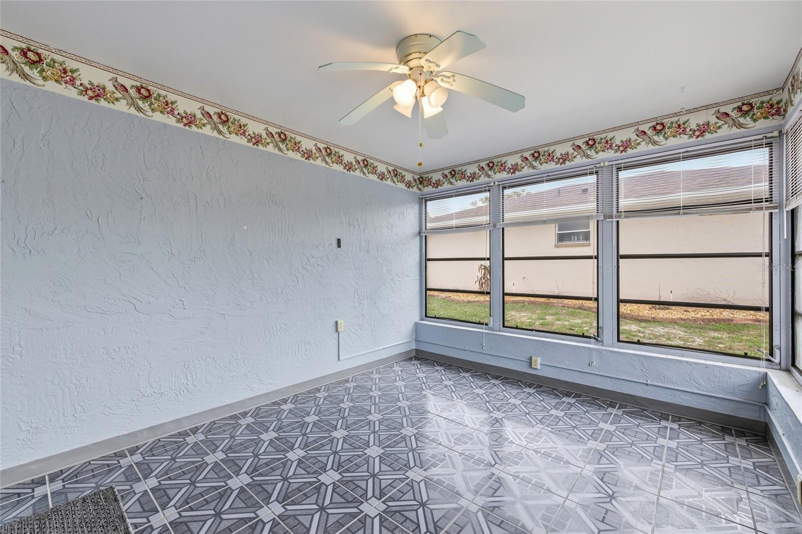 SPRING HILL UNIT 13 - Residential