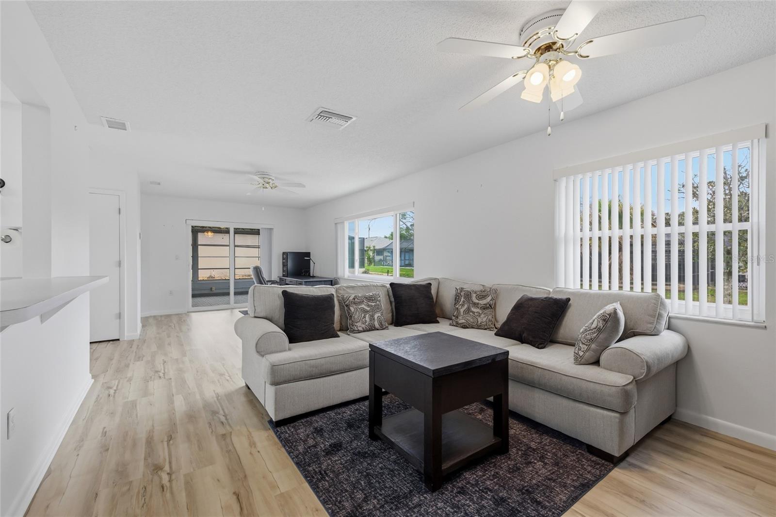 SPRING HILL UNIT 13 - Residential