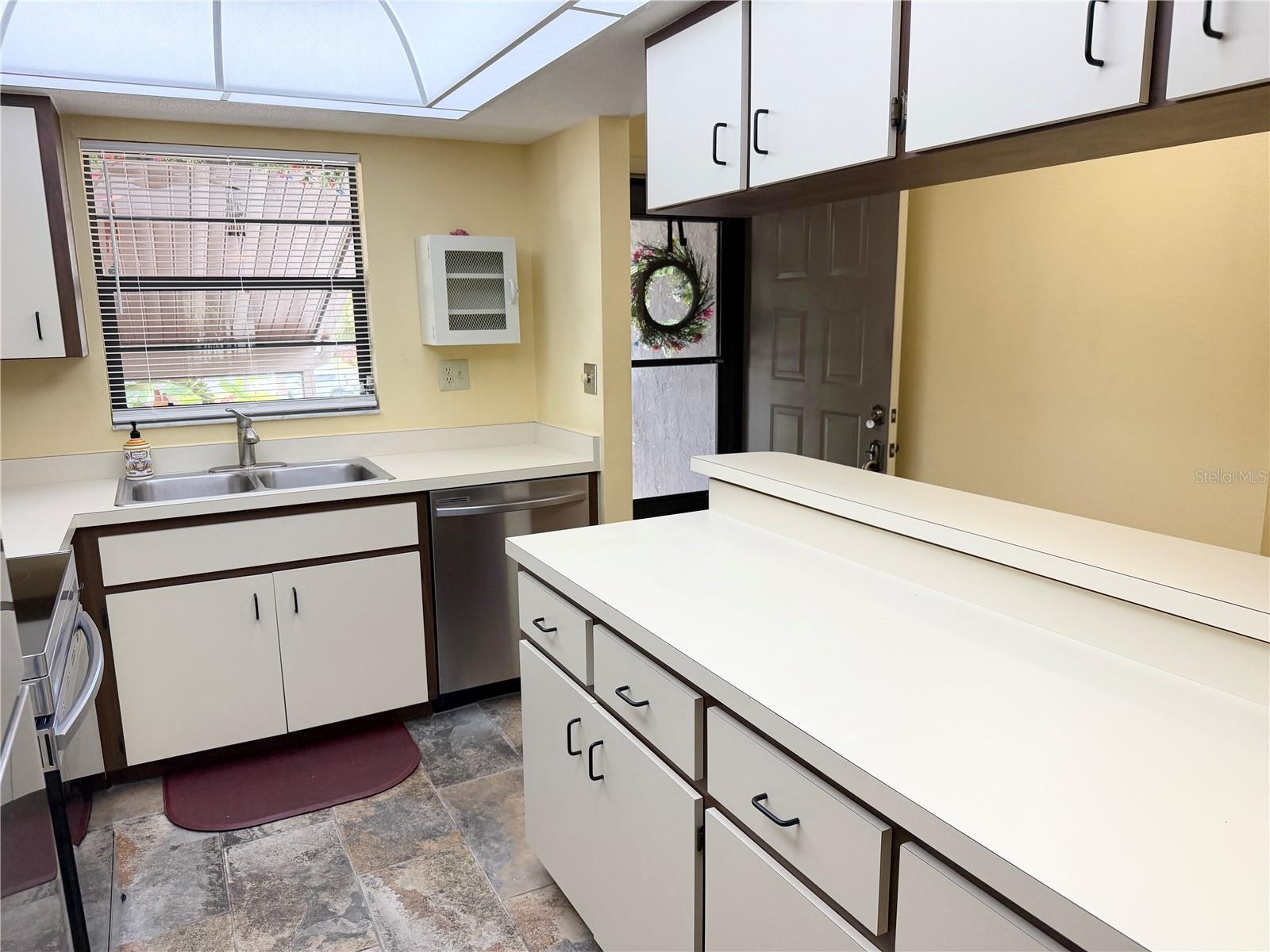 937 CAPRI ISLES BOULEVARD 56