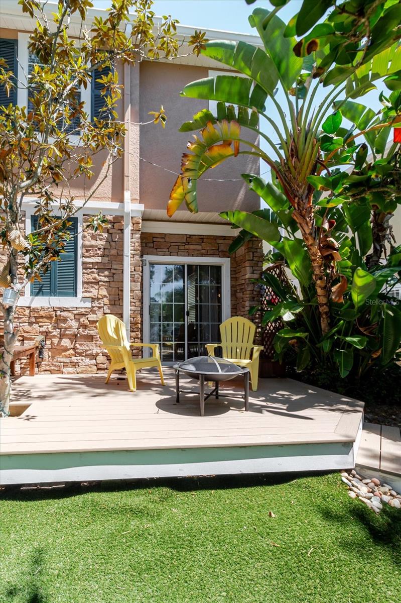 BAY BREEZE COVE - Residential