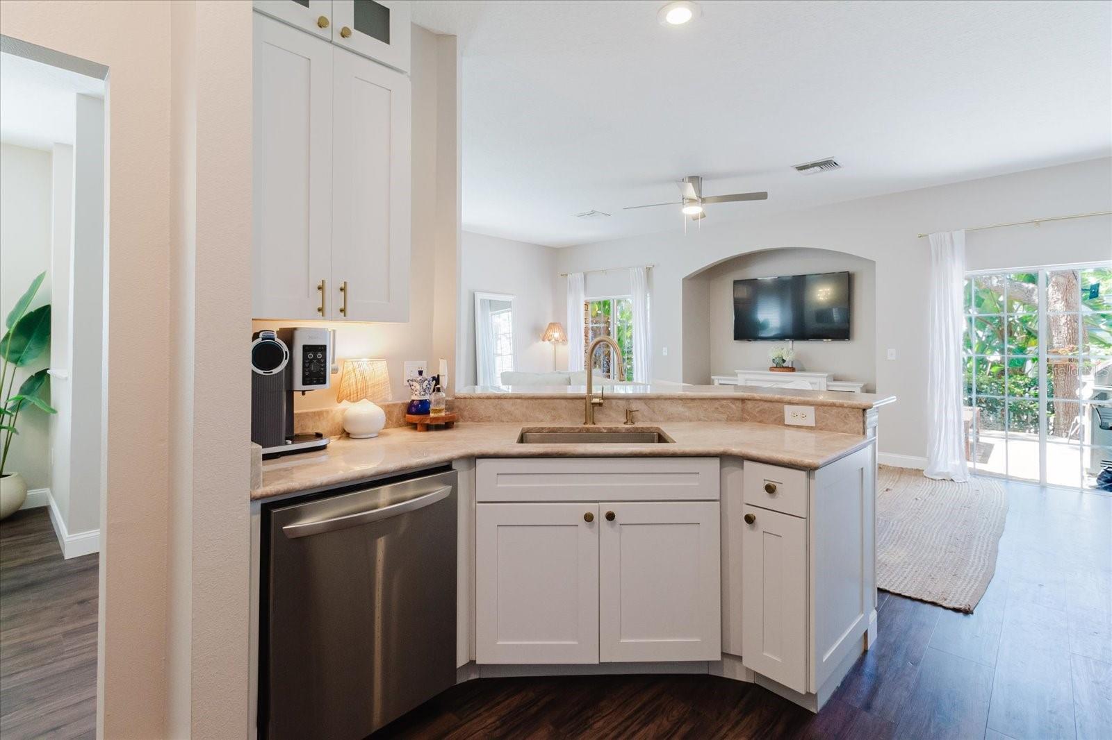 BAY BREEZE COVE - Residential