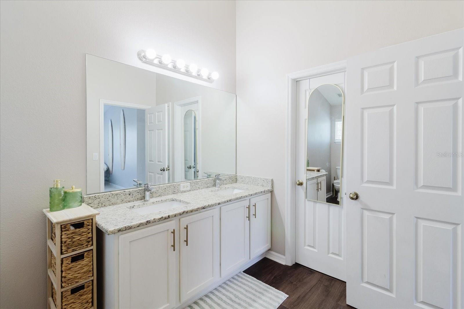 BAY BREEZE COVE - Residential