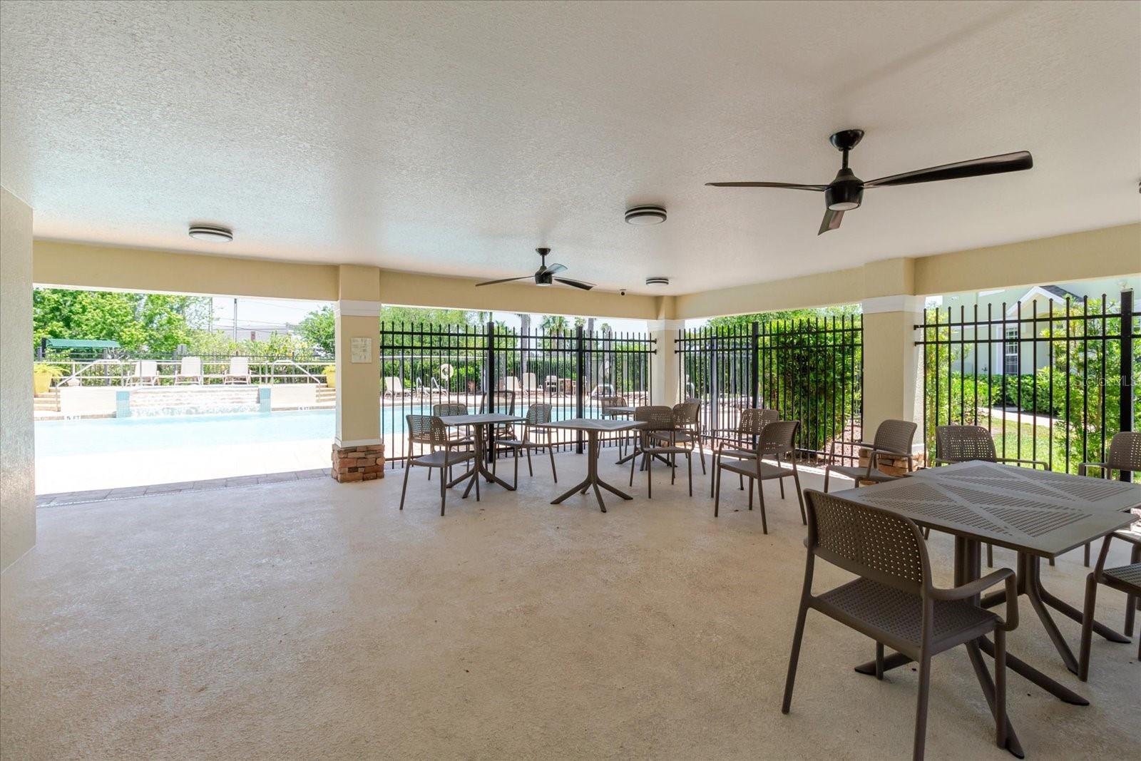 BAY BREEZE COVE - Residential