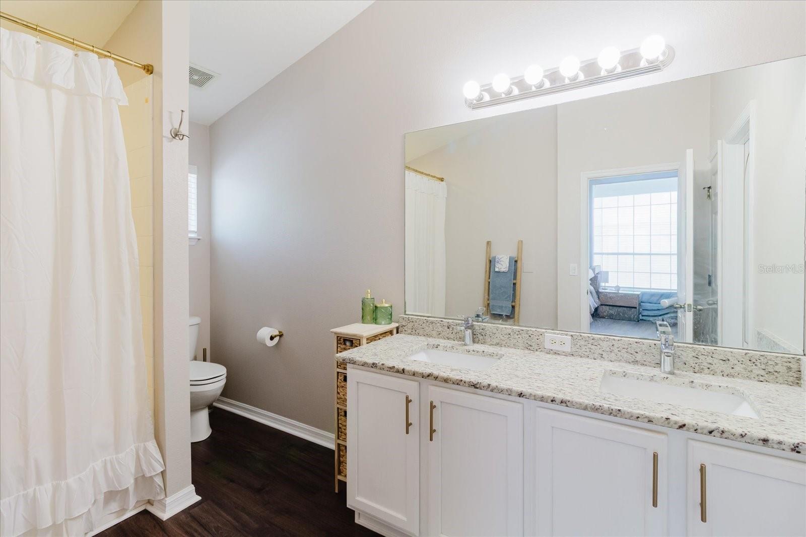 BAY BREEZE COVE - Residential