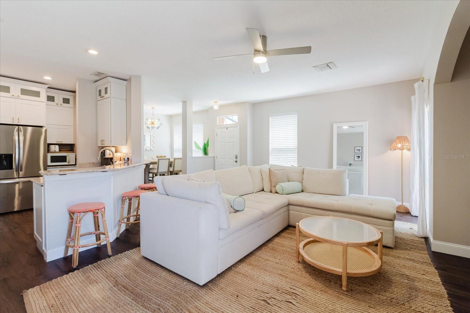 BAY BREEZE COVE - Residential