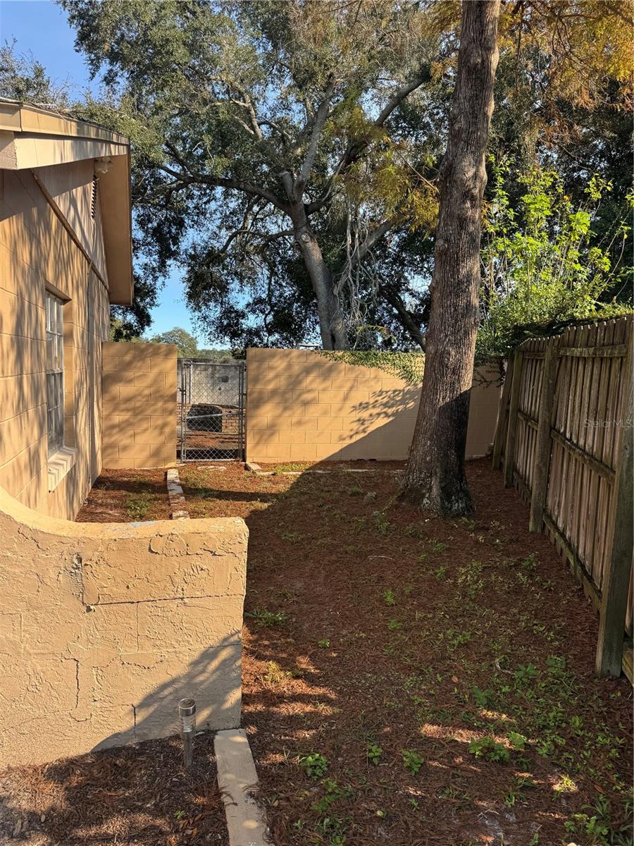 TWENTY WEST - Residential