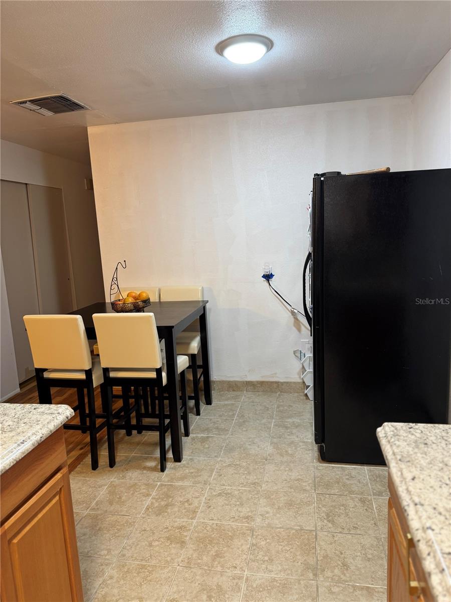 TWENTY WEST - Residential