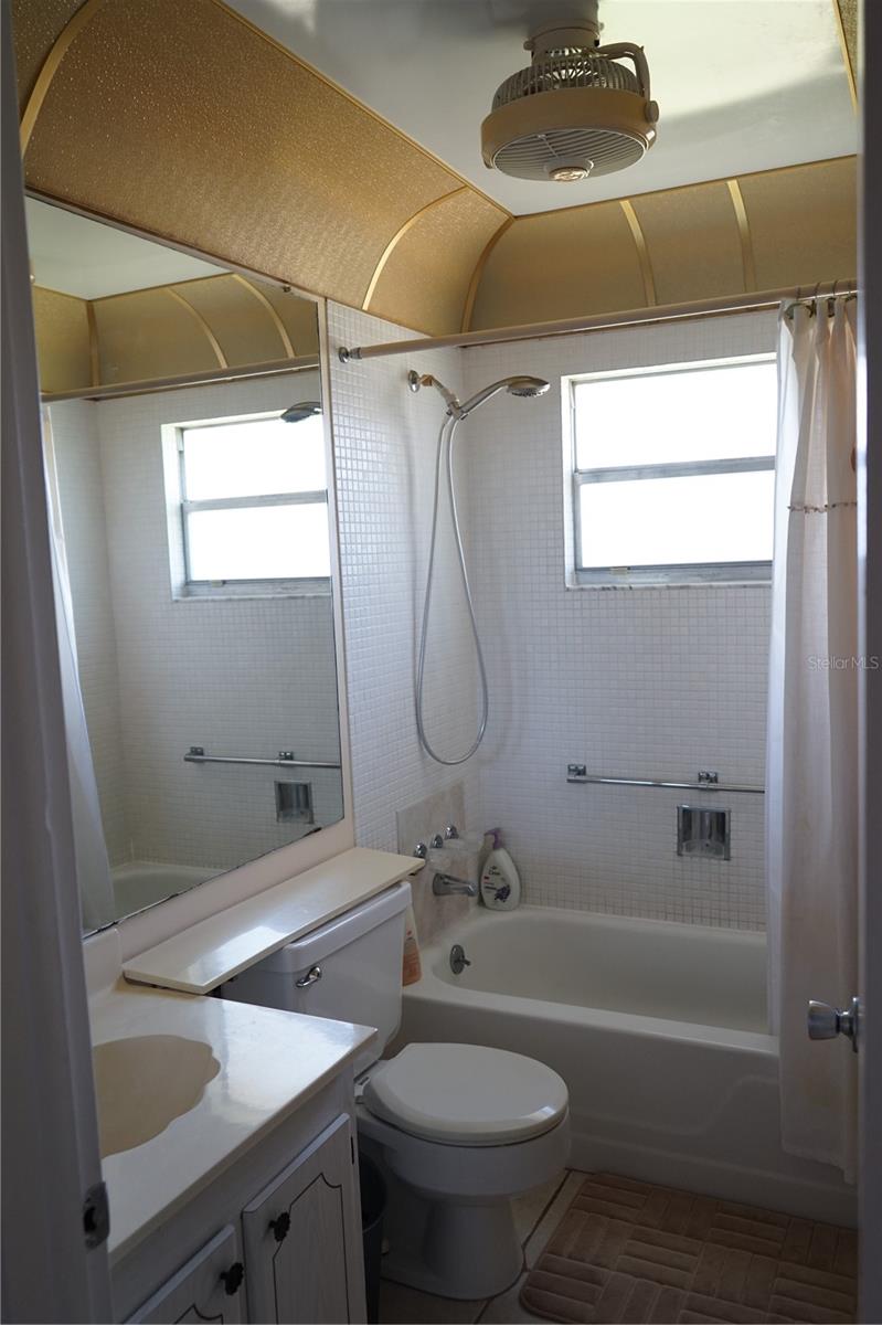 ANDOVER A CONDO - Residential Lease