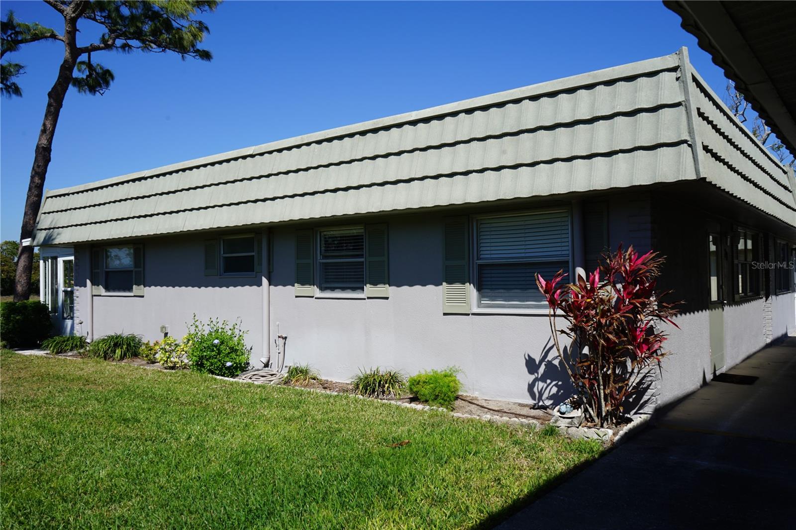 ANDOVER A CONDO - Residential Lease