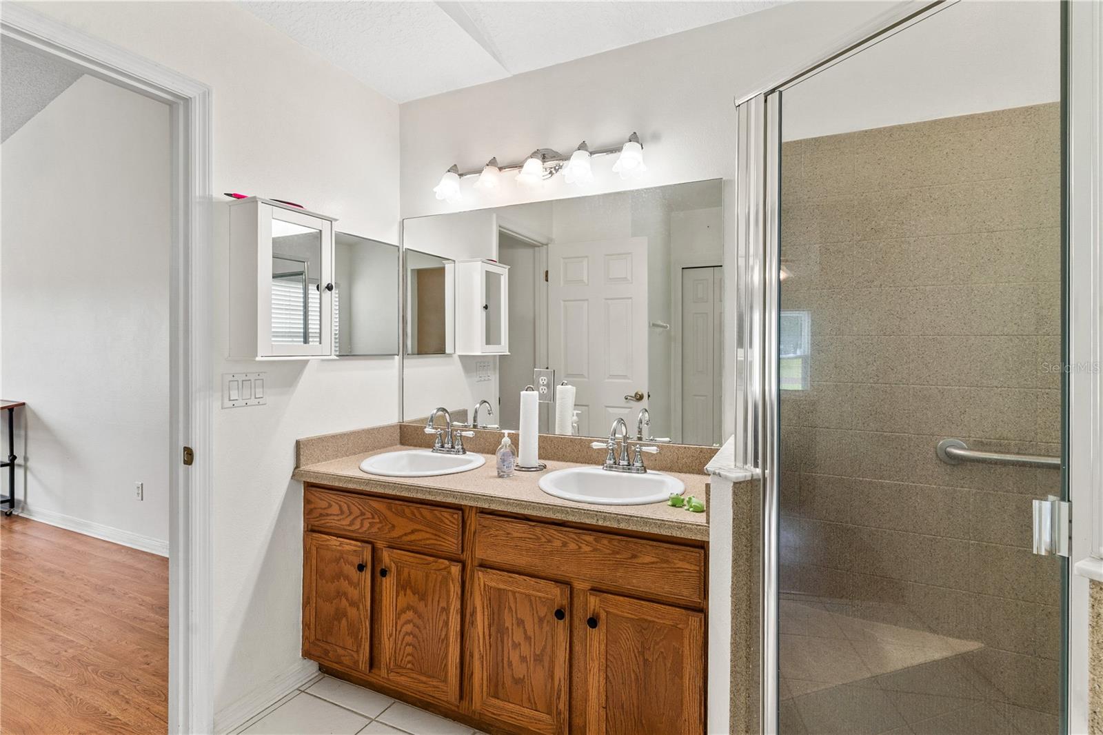 PLANTATION AT LEESBURG RIVERWALK - Residential