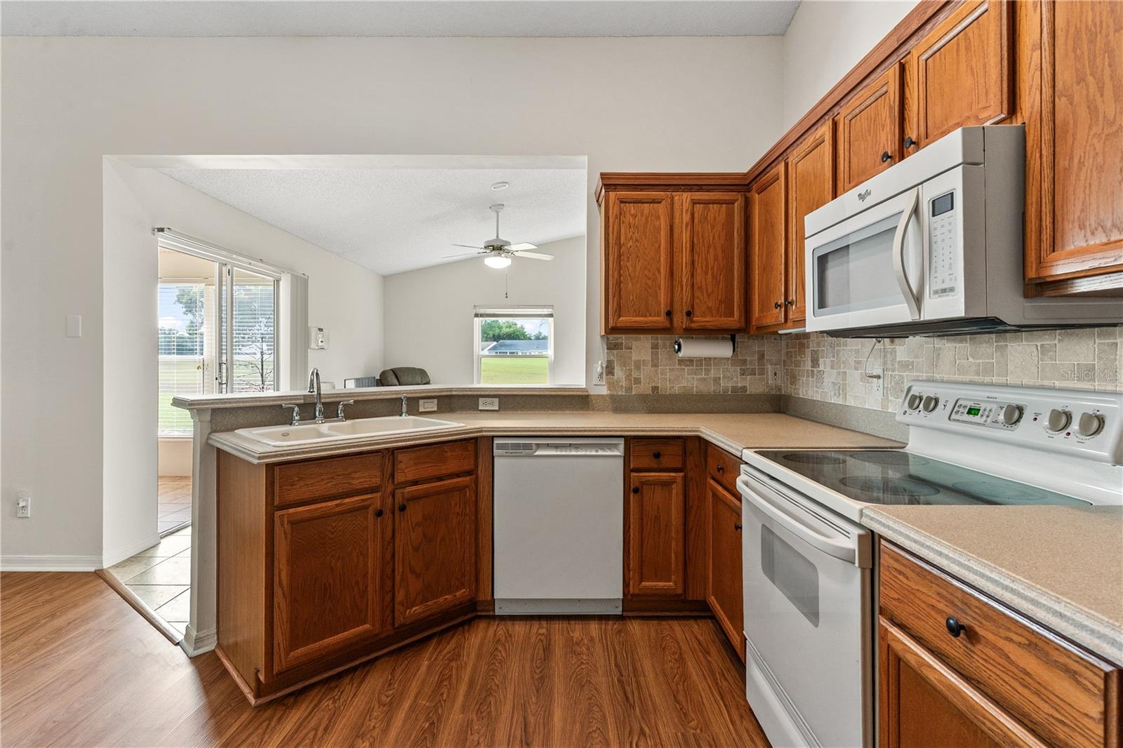 PLANTATION AT LEESBURG RIVERWALK - Residential