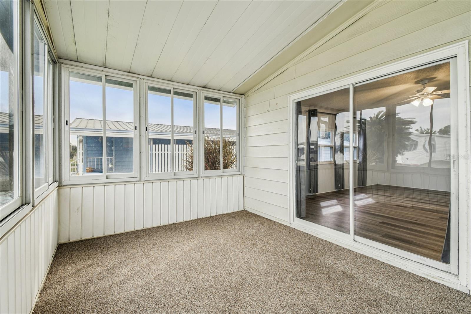 FOXWOOD LAKE ESTATES - Residential