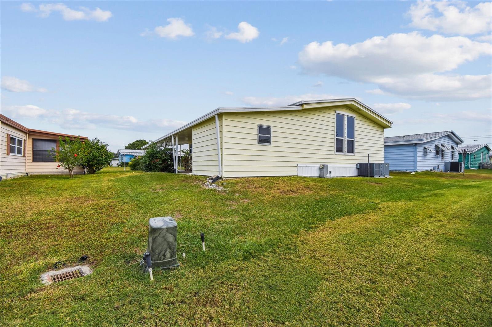 FOXWOOD LAKE ESTATES - Residential