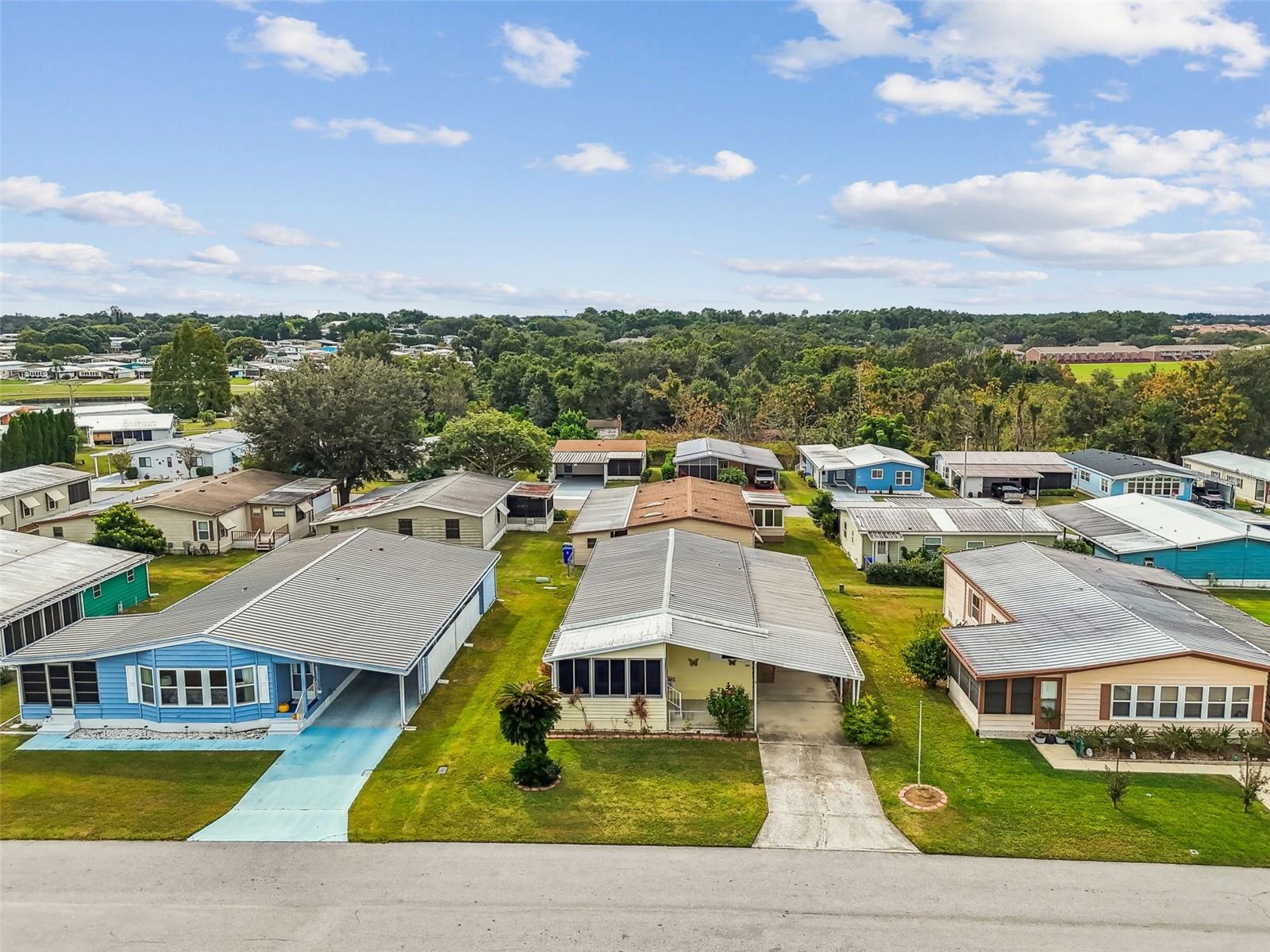 FOXWOOD LAKE ESTATES - Residential