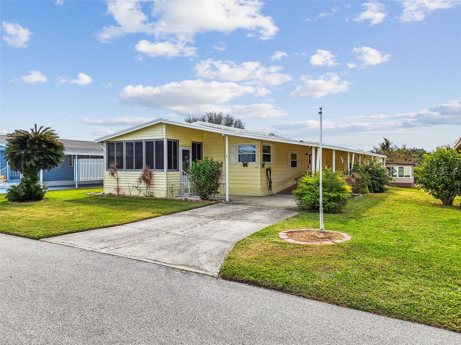 FOXWOOD LAKE ESTATES - Residential