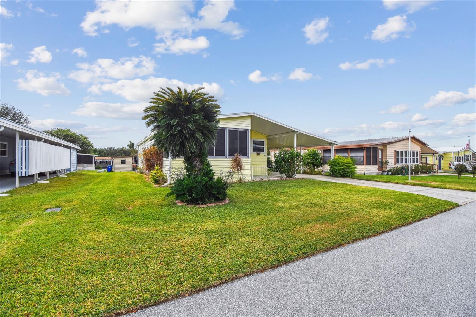 FOXWOOD LAKE ESTATES - Residential