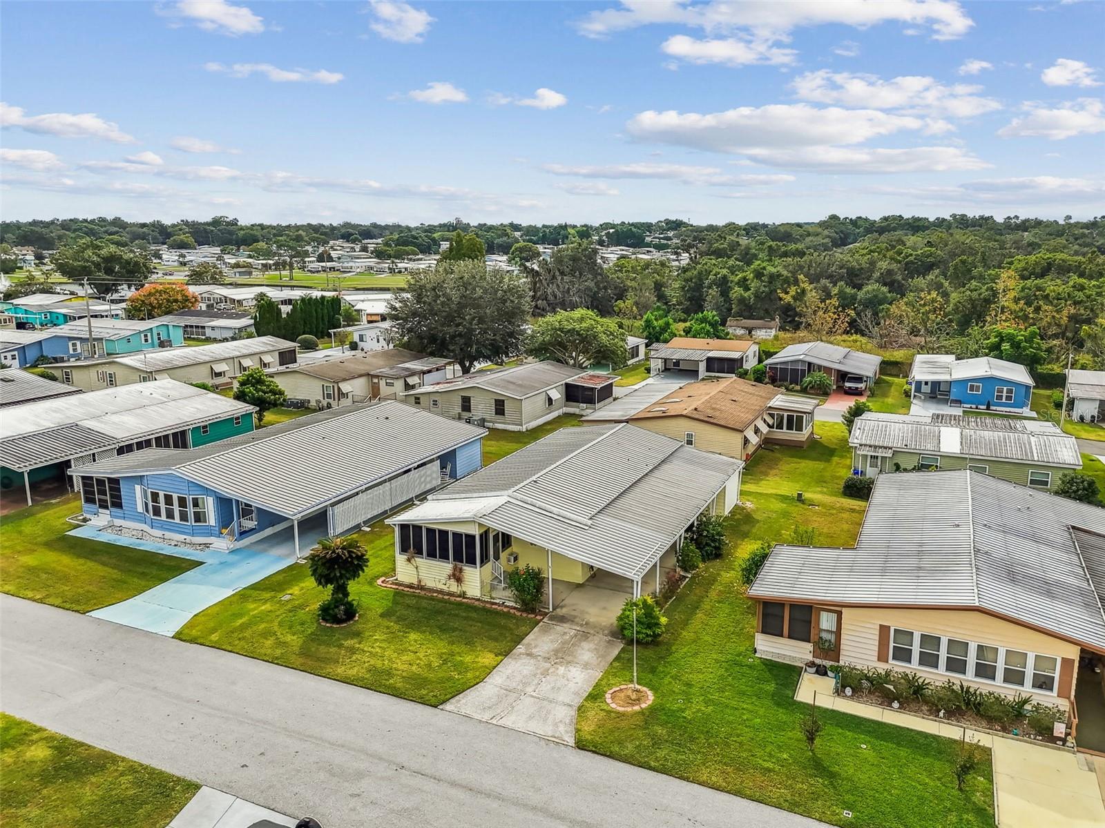 FOXWOOD LAKE ESTATES - Residential