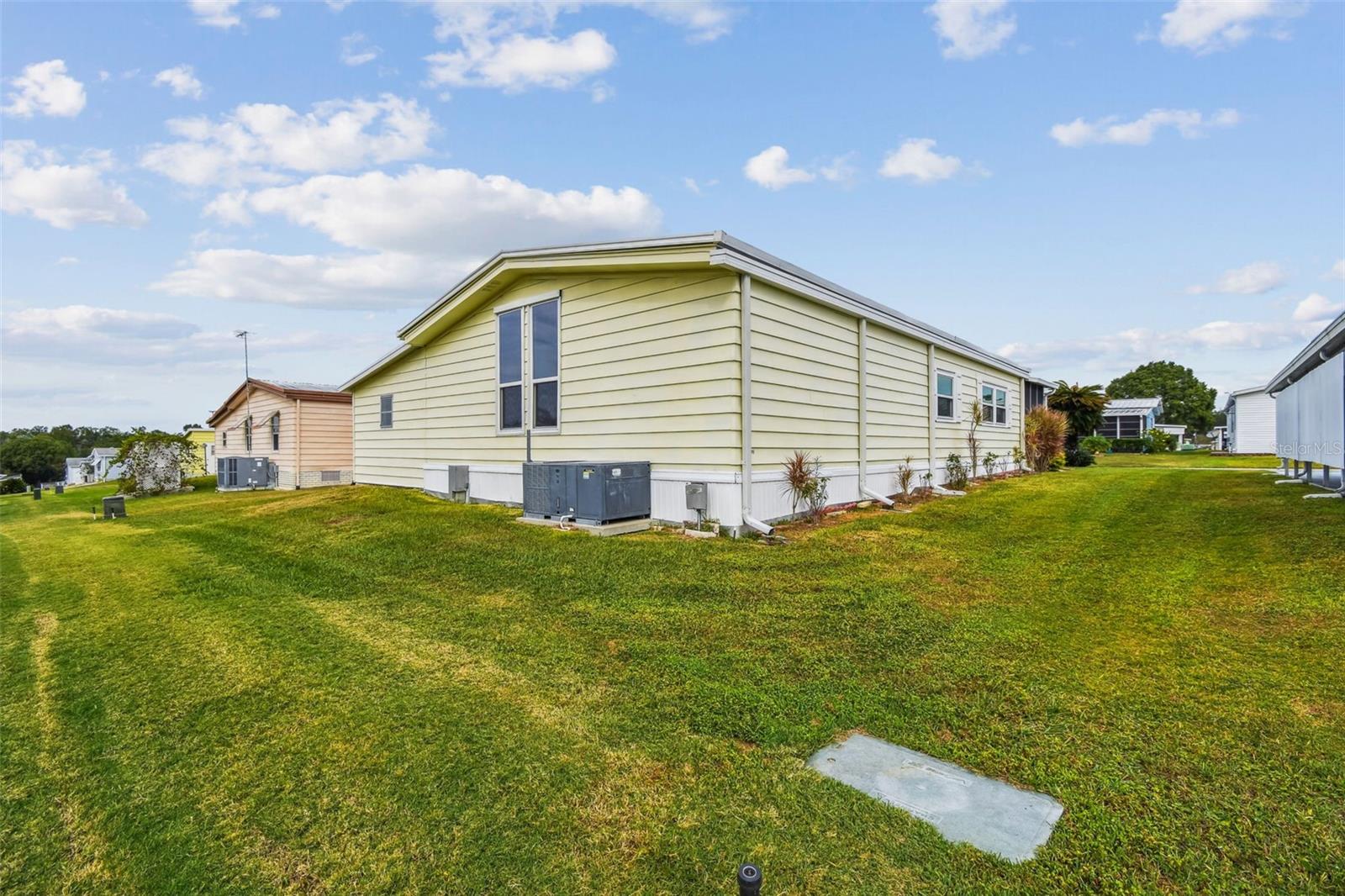 FOXWOOD LAKE ESTATES - Residential