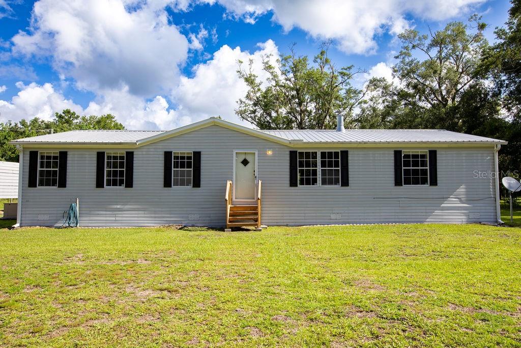 5957 THOMAS LANE