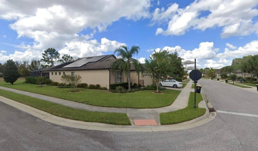 Photo of 325 Alicante Court, Davenport, FL 33837 (MLS # O6447969)