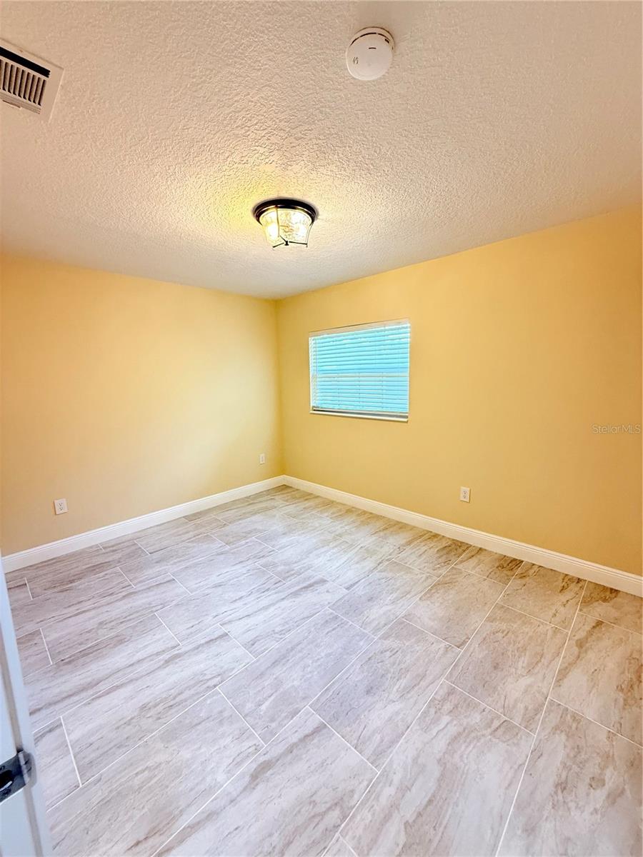 AVONDALE SUB - Residential Lease