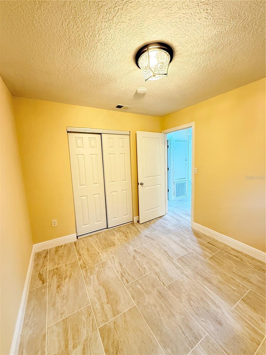 AVONDALE SUB - Residential Lease