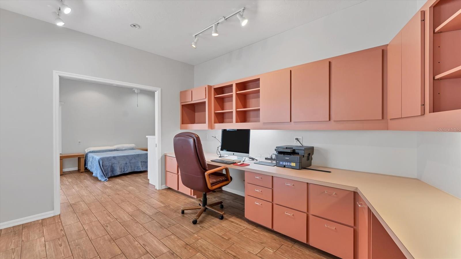 SORRENTO EAST - Residential