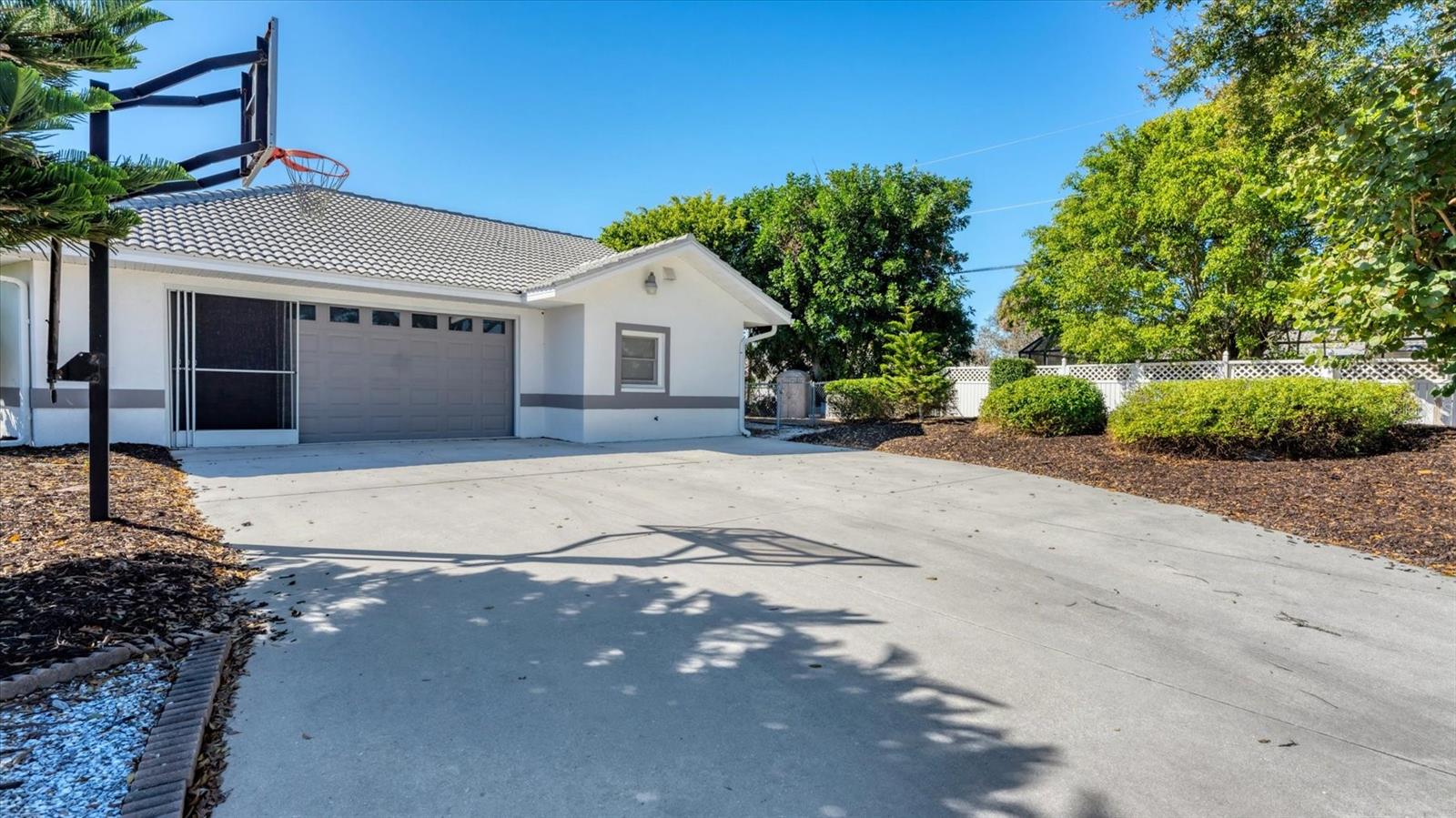 SORRENTO EAST - Residential