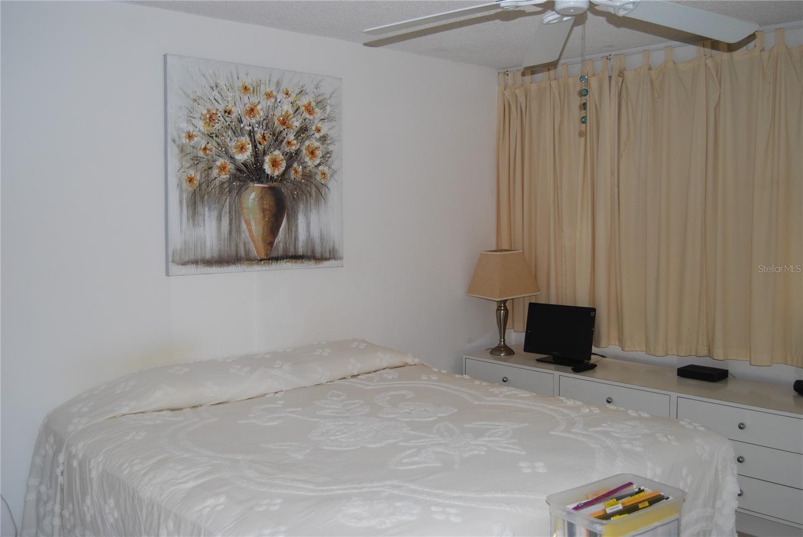 TREASURE ISLAND TENNIS & YACHT CLUB - Residential