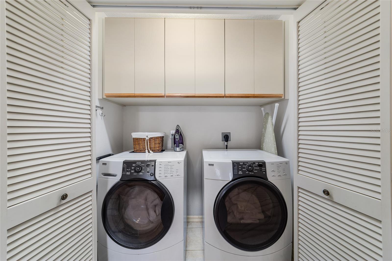 ON TOP OF THE WORLD - Residential