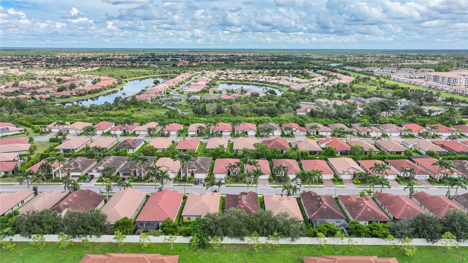 TOSCANA ISLES UN 1 - Residential