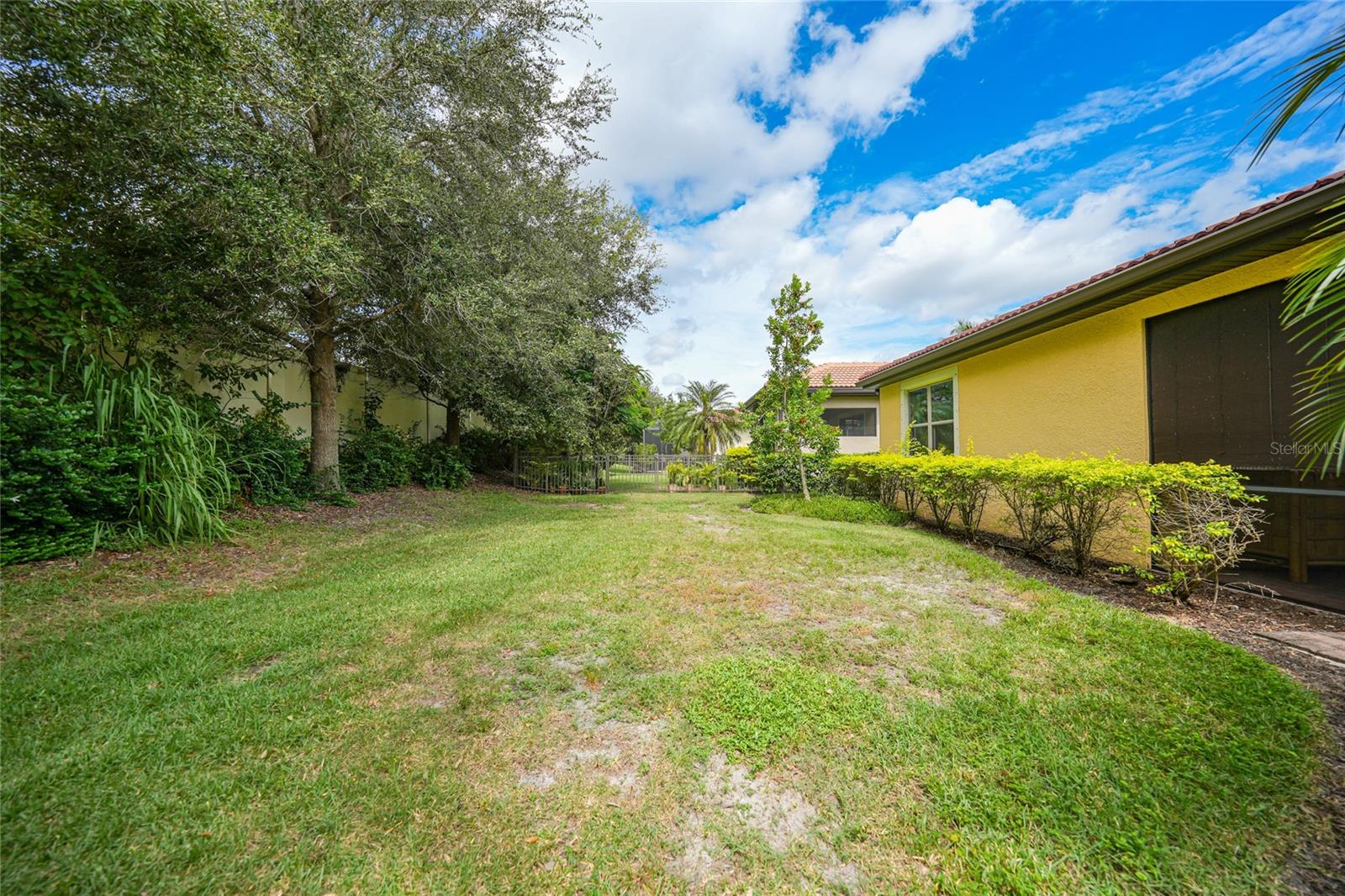 TOSCANA ISLES UN 1 - Residential