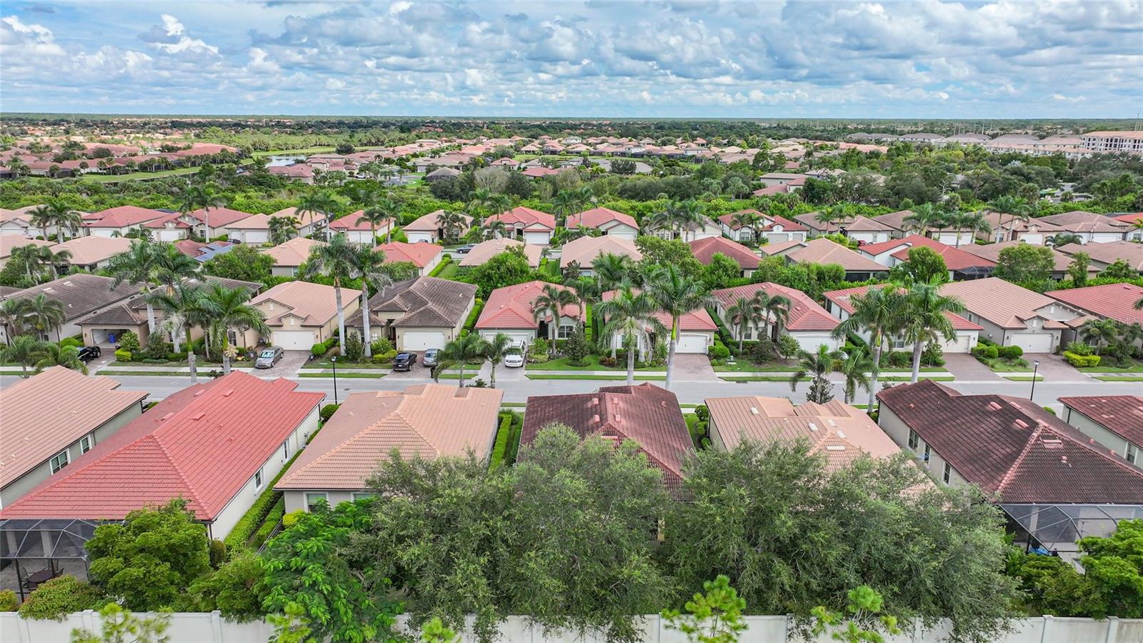 TOSCANA ISLES UN 1 - Residential