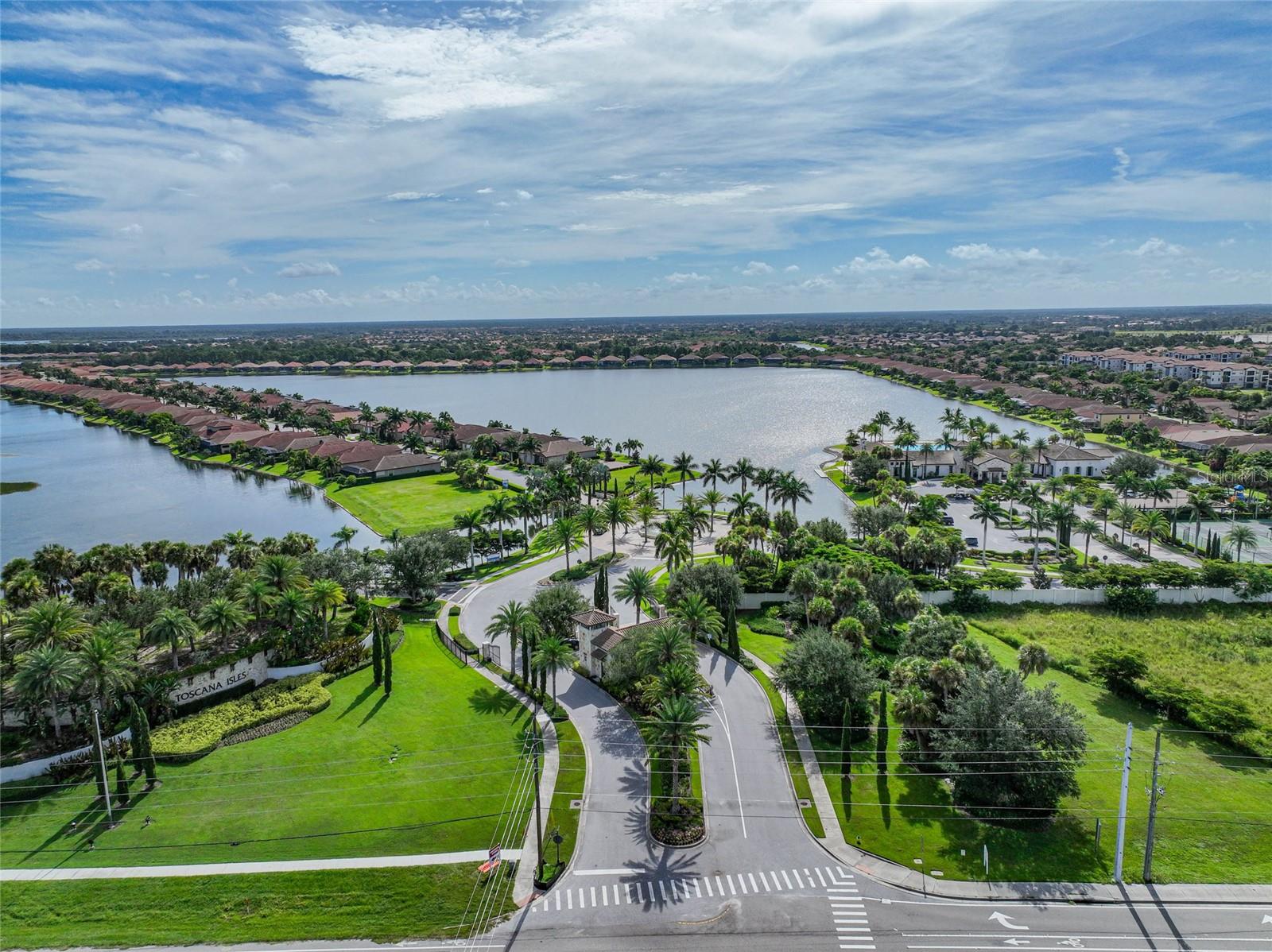TOSCANA ISLES UN 1 - Residential