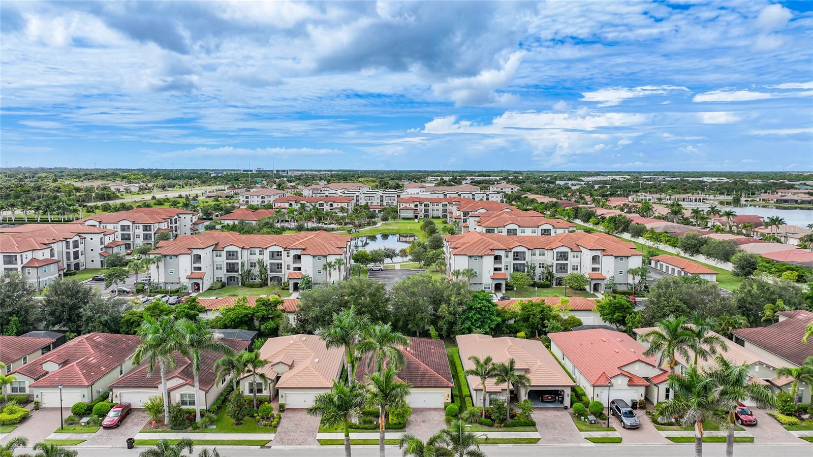 TOSCANA ISLES UN 1 - Residential